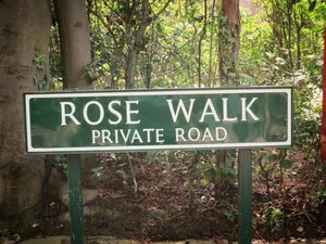 ROSE+WALK